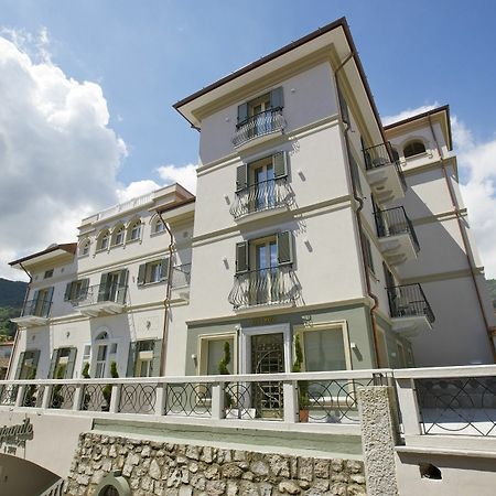 Hotel Al Campanile - Luxury Suites & Apartments بافينو المظهر الخارجي الصورة